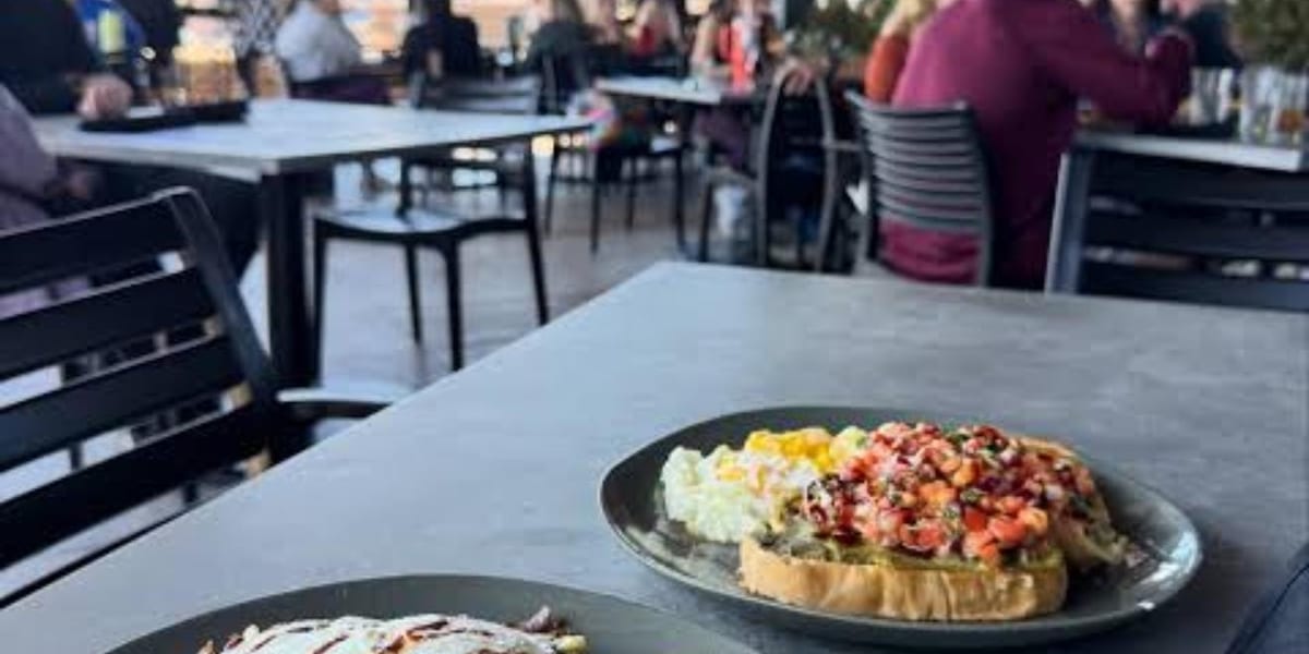 Restaurants & Dining